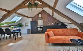 Appartement Type Loft Au Coeur De Louviers